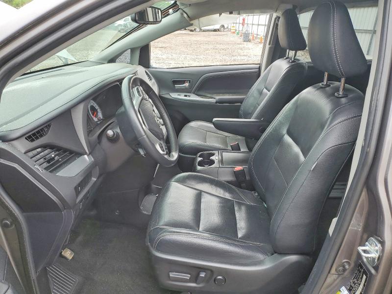 2018 Toyota Sienna VIN 5TDXZ3DC1JS931101 COPART salvage auction — SIDE, Md - Cert Of Salvage > 75% Damage, sold $3,150 on 2026-07-06 (photo 7)