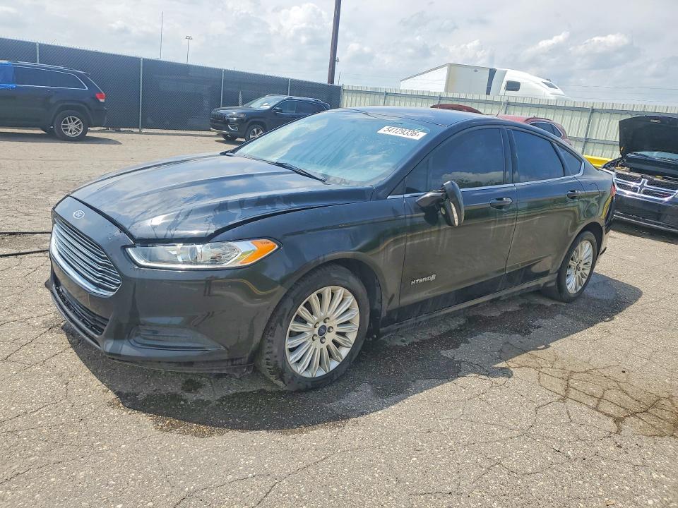 2014 Ford Fusion VIN 3FA6P0LU1ER244533 COPART salvage auction — MINOR DENT/SCRATCHES, Mi - Certificate Of Title, sold $525 on 2026-07-09 (photo 1)