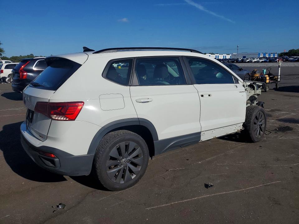 2023 Volkswagen Taos VIN 3VVCX7B25PM365590 COPART salvage auction — FRONT END, Fl - Certificate Of Destruction, sold $1,300 on 2026-08-10 (photo 3)
