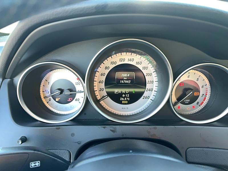 2013 Mercedes-benz C class VIN WDDGF8ABXDA782065 COPART salvage auction — MINOR DENT/SCRATCHES, On - Permit No Brand - Unfit (P), sold $2,900 on 2026-07-03 (photo 8)