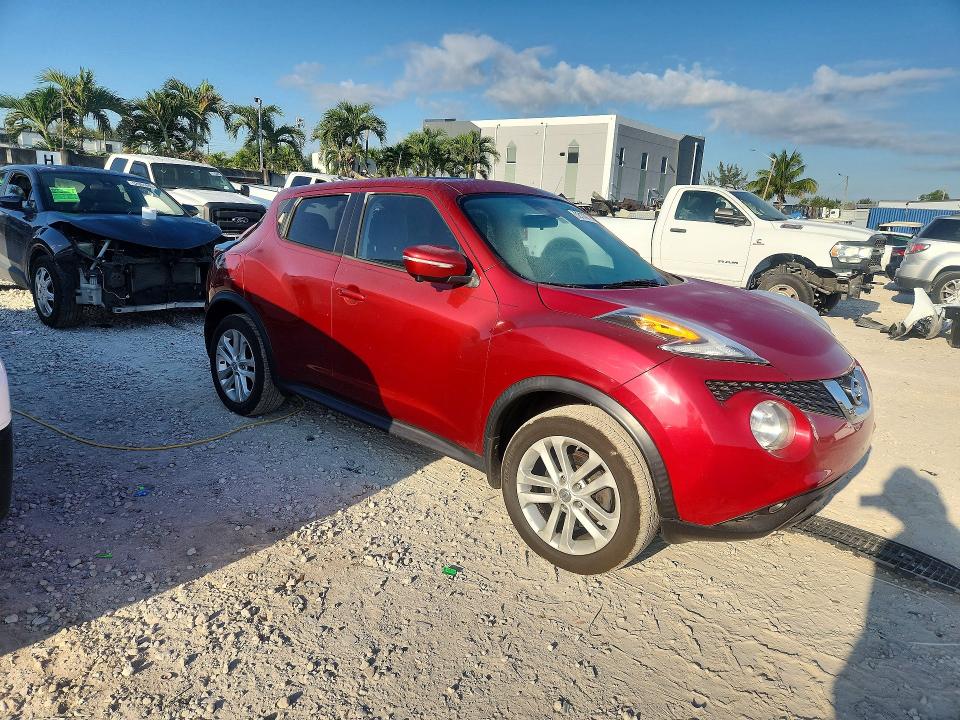 2015 Nissan Juke VIN JN8AF5MR6FT503374 COPART salvage auction — MINOR DENT/SCRATCHES, In - Certificate Of Title, sold $425 on 2026-07-24 (photo 4)