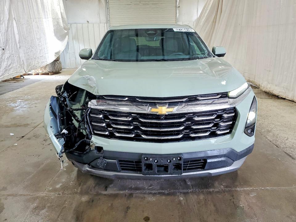 2025 Chevrolet Equinox VIN 3GNAXHEG5SL142605 COPART salvage auction — FRONT END, VA - CERT OF TITLE - SALVAGE, sold $8,300 on 2026-07-28 (photo 5)