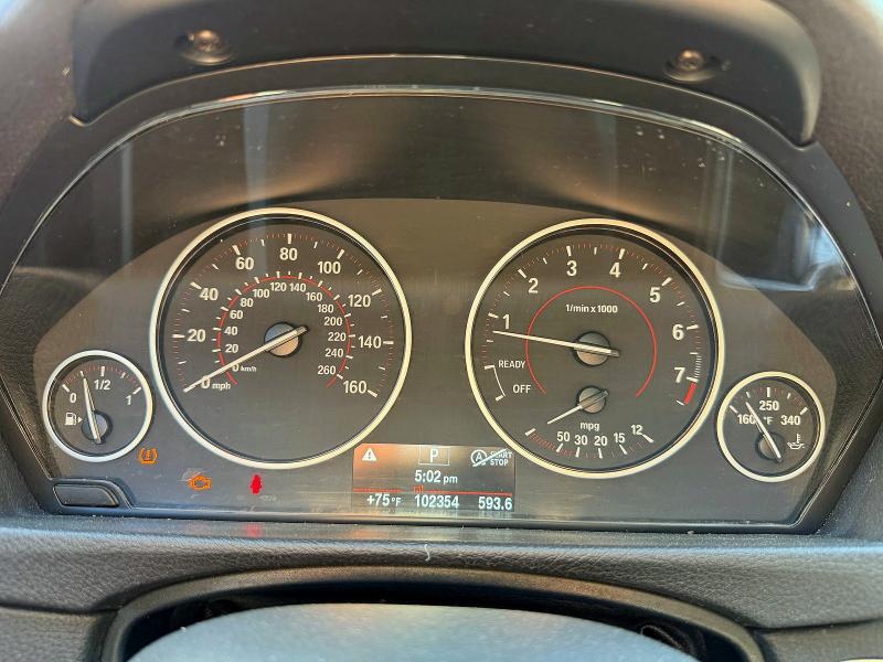 2016 BMW 3 series VIN WBA8E9C52GK646913 COPART salvage auction — MINOR DENT/SCRATCHES, PA - CERT OF TITLE (P), sold $3,000 on 2026-07-02 (photo 8)