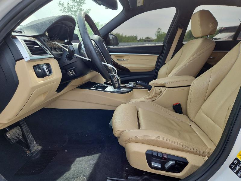 2017 BMW 3 series VIN WBA8D9C3XHA011155 COPART salvage auction — NORMAL WEAR, MA - CERTIFICATE OF TITLE, sold $3,100 on 2026-07-29 (photo 7)