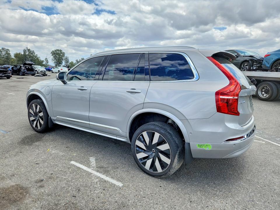 2023 Volvo Xc90 VIN YV4H60CA3P1932216 COPART salvage auction — ALL OVER, CA - SALVAGE CERTIFICATE, sold $19,000 on 2026-07-16 (photo 2)