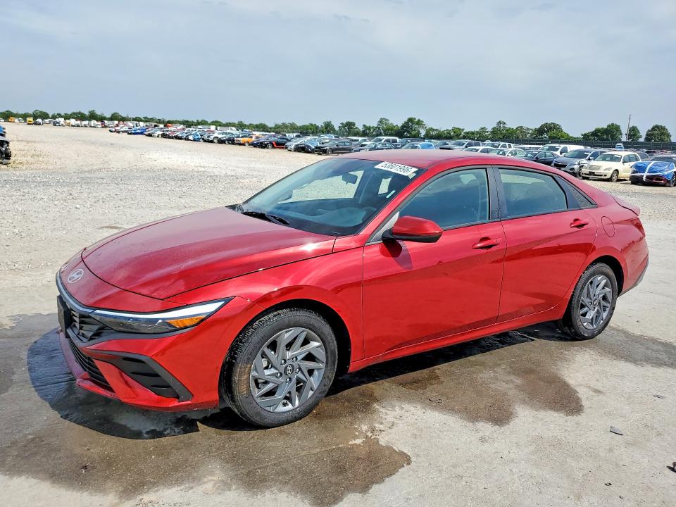 2026 Hyundai Elantra VIN KMHLM4DJ4TU192236 COPART salvage auction — SIDE, Mo - Salvage Certificate Of Title, sold $4,400 on 2026-07-20 (photo 1)