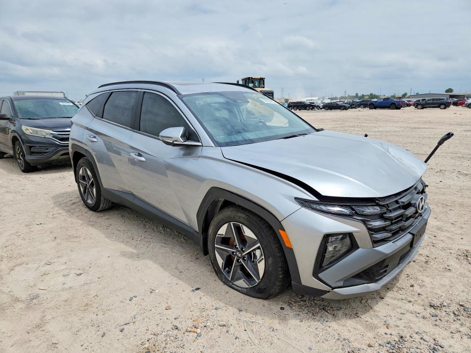 2026 Hyundai Tucson VIN 5NMJC3DE4TH666124 COPART salvage auction — FRONT END, Tx - Salvage Vehicle Title, sold $12,100 on 2026-07-02 (photo 5)