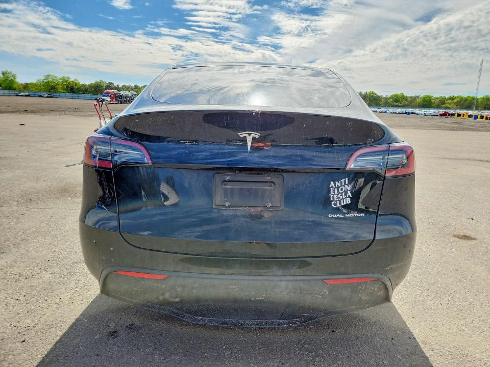 2022 Tesla Model y VIN 7SAYGAEE3NF378284 COPART salvage auction — WATER/FLOOD, Ny - Mv907A-Flood Salvage, sold $12,400 on 2026-07-13 (photo 6)