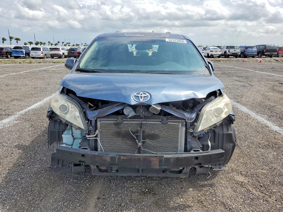 2014 Toyota Sienna VIN 5TDYK3DC2ES508123 COPART salvage auction — FRONT END, Fl - Cert Of Title Slvg Rebuildable, sold $2,700 on 2026-07-27 (photo 5)