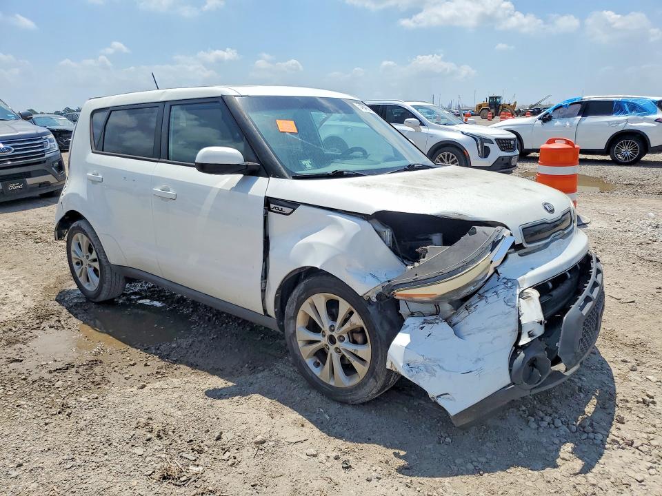 2015 Kia Soul VIN KNDJP3A57F7787315 COPART salvage auction — REAR END, TX - SALVAGE VEHICLE TITLE, sold $1,050 on 2026-07-02 (photo 4)