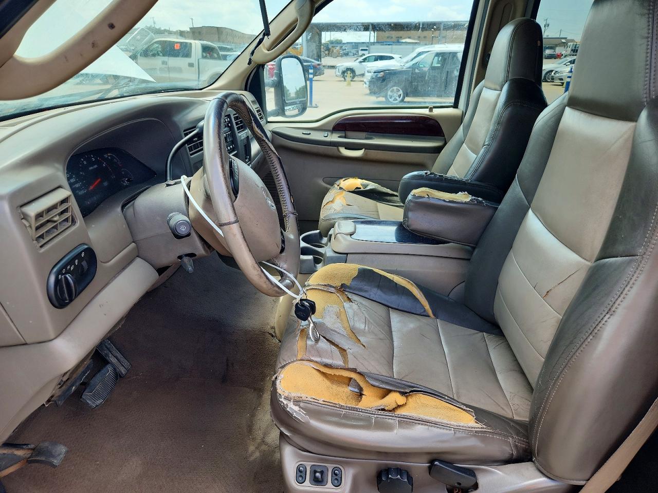 2003 Ford Excursion VIN 1FMNU44F23EA80999 COPART salvage auction — Front End, TX - CERTIFICATE OF TITLE (P), sold $775 on 2026-07-09 (photo 7)