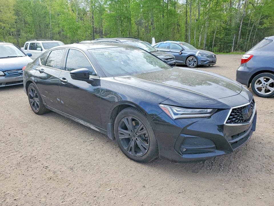 2022 Acura Tlx VIN 19UUB6F91NA800099 COPART salvage auction — MINOR DENT/SCRATCHES, On - Permit No Brand - Unfit, sold $13,700 on 2026-07-23 (photo 4)