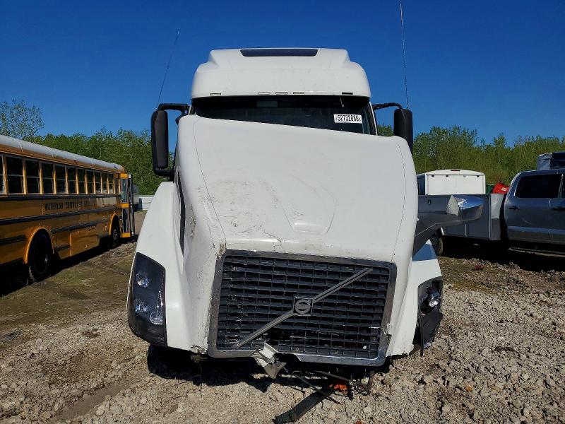 2018 Volvo VIN 4V4NC9EH4JN996038 COPART salvage auction — FRONT END, Wv - Salvage Certificate, sold $500 on 2026-07-30 (photo 9)