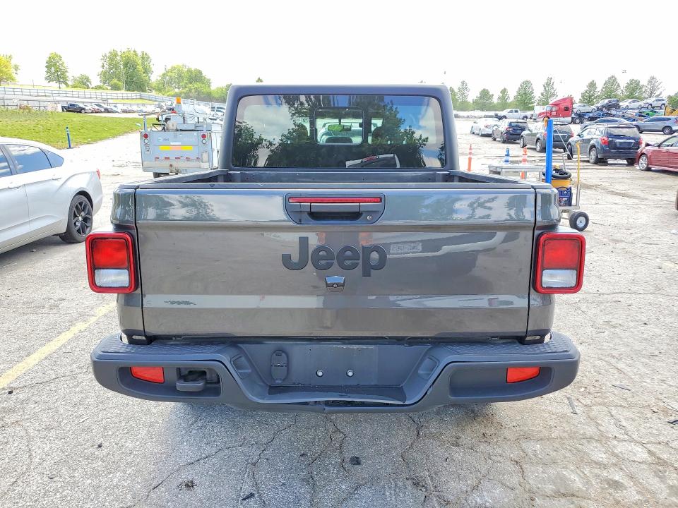 2023 Jeep Gladiator VIN 1C6HJTAG1PL546514 COPART salvage auction — MINOR DENT/SCRATCHES, Mo - Certificate Of Title, sold $23,750 on 2026-07-02 (photo 6)