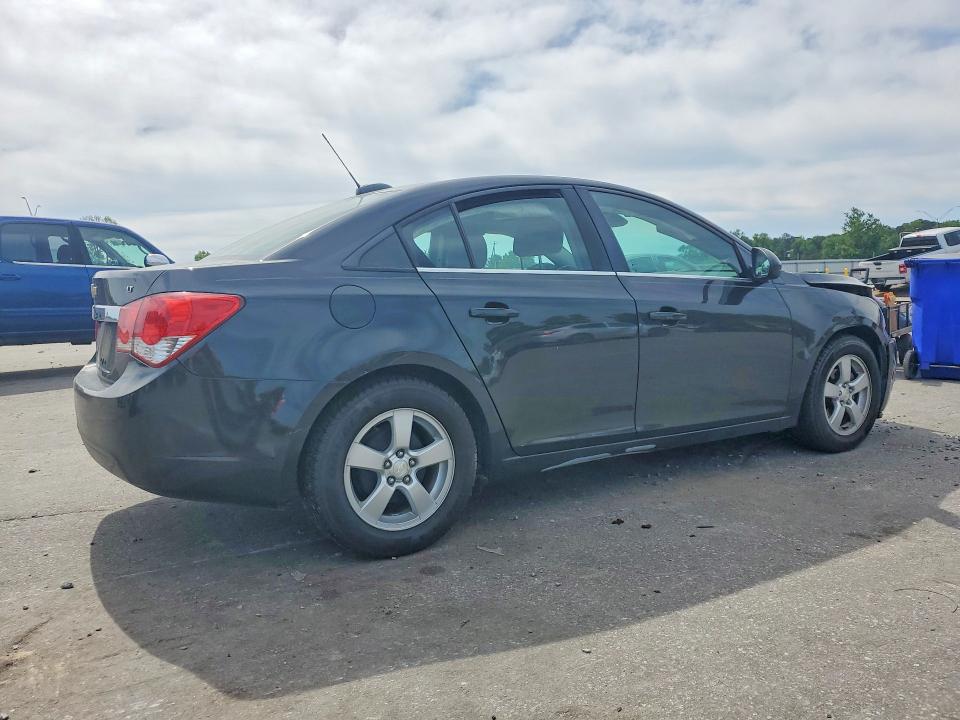 2015 Chevrolet Cruze VIN 1G1PC5SB7F7177316 COPART salvage auction — FRONT END, NC - SALVAGE CERTIFICATE OF TITLE, sold $375 on 2026-07-02 (photo 3)