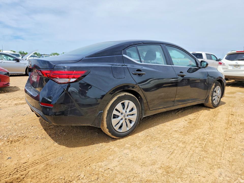 2025 Nissan Sentra VIN 3N1AB8BV7SY411204 COPART salvage auction — SIDE, Tx - Salvage Vehicle Title, sold $5,900 on 2026-07-02 (photo 3)