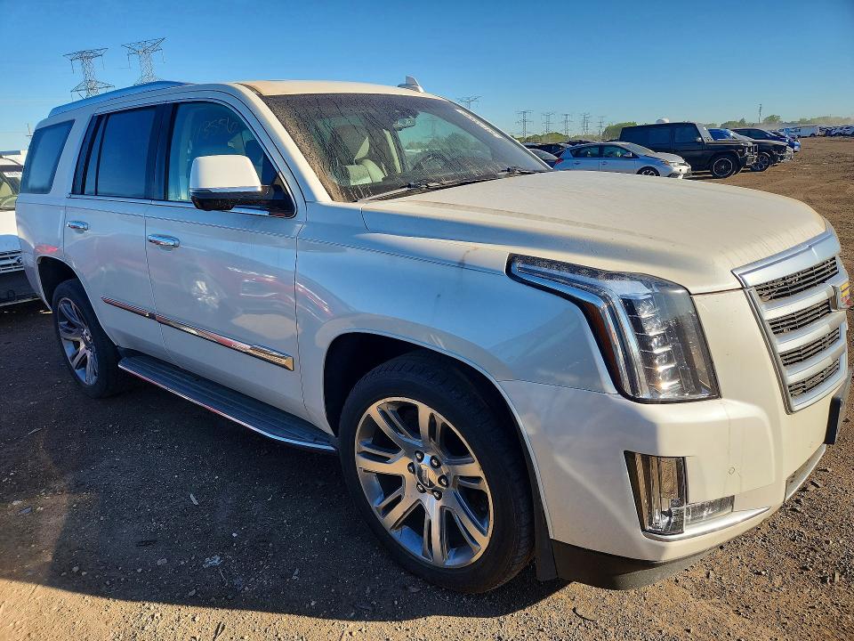 2015 Cadillac Escalade VIN 1GYS4MKJ8FR705069 COPART salvage auction — VANDALISM, IL - SALVAGE CERTIFICATE, sold $14,000 on 2026-07-09 (photo 4)