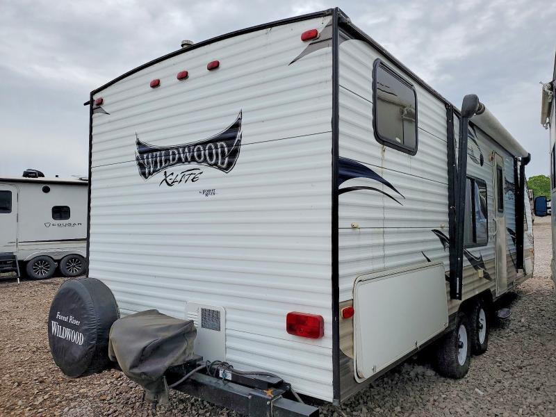 2015 Forest river Wildwood VIN 4X4TWDB28F7348091 COPART salvage auction — INTERIOR BURN, AL - CERT OF TITLE-PARTS ONLY SALVG, sold $90 on 2026-07-28 (photo 4)