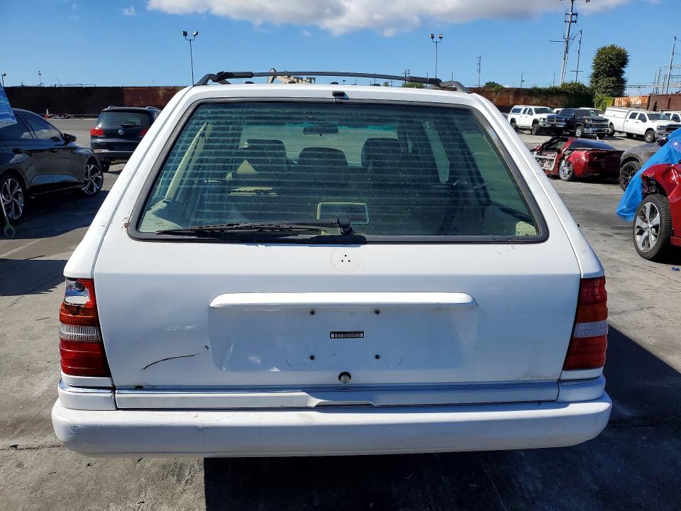 1995 Mercedes-benz E-class VIN WDBEA92E3SF304552 COPART salvage auction — NORMAL WEAR, Ca - Salvage Acquisition Billofsale, sold $525 on 2026-07-10 (photo 6)