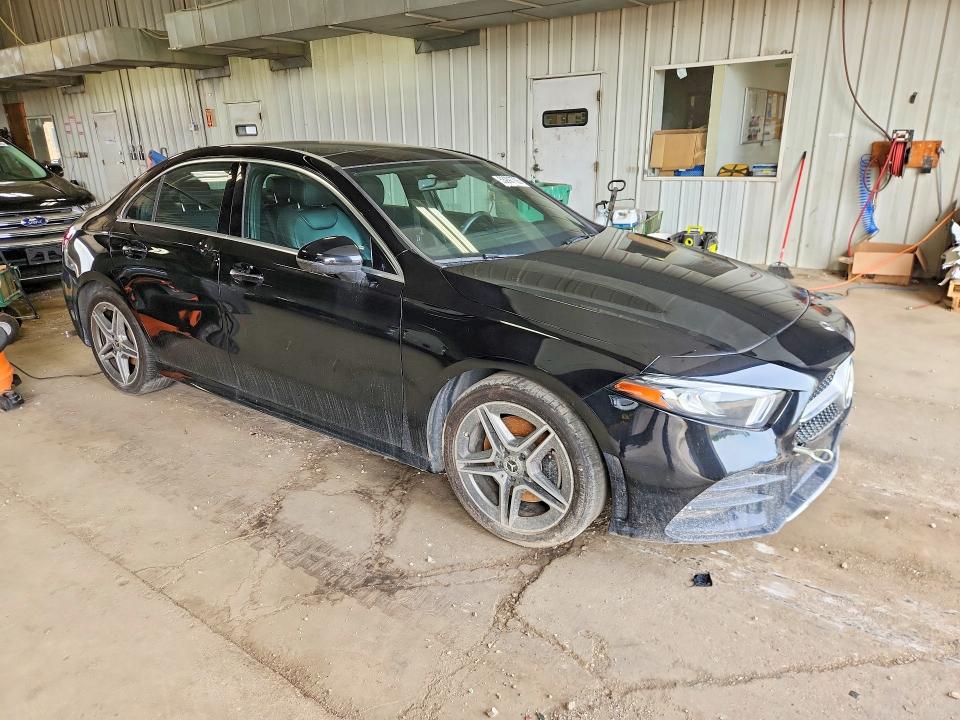 2020 Mercedes-benz A-klasse VIN WDD3G4FBXLW040974 COPART salvage auction — FRONT END, Il - Certificate Of Title, sold $7,500 on 2026-07-18 (photo 4)