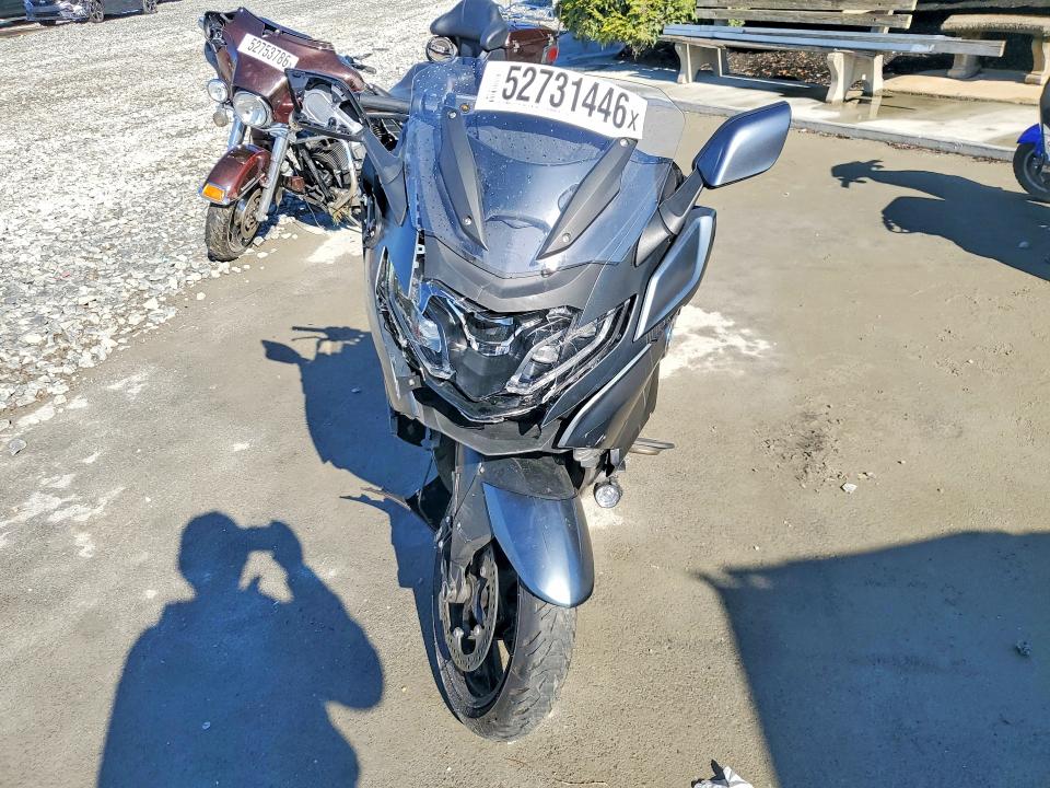 2025 BMW K VIN WB10F6308S6K70569 COPART salvage auction — FRONT END, MA - CERT OF TITLE-SALVAGE (P), sold $9,200 on 2026-07-02 (photo 2)