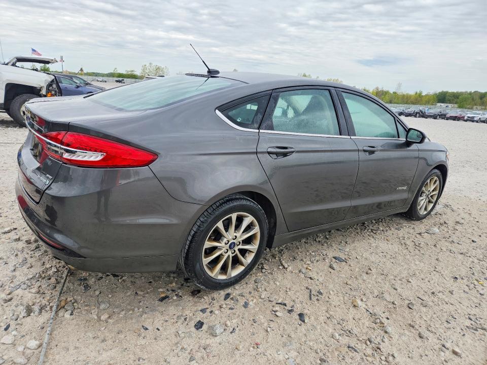 2017 Ford Fusion VIN 3FA6P0LU8HR287979 COPART salvage auction — FRONT END, MI - CERT OF TITLE-SALVAGE VEHICLE, sold $575 on 2026-07-02 (photo 3)