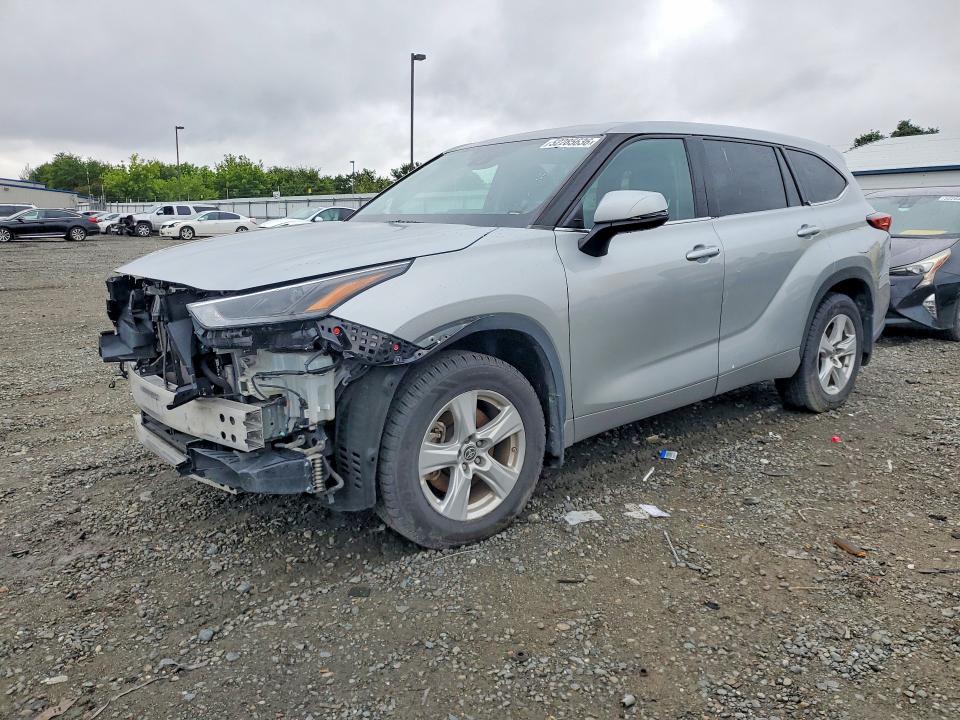 2022 Toyota Highlander hybrid VIN 5TDBBRCH3NS554498 COPART salvage auction — FRONT END, Ca - Dis/Dlr/Exp Only Clean Title, sold $13,600 on 2026-07-07 (photo 1)