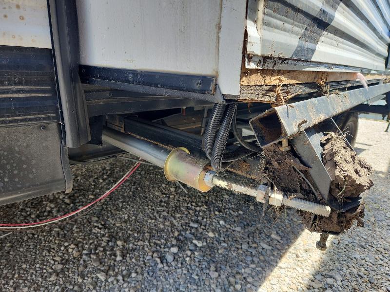 2023 Pion Trailer VIN 5SFPB2521PE522841 COPART salvage auction — ROLLOVER, TX - SALVAGE VEHICLE TITLE, sold $625 on 2026-07-20 (photo 9)