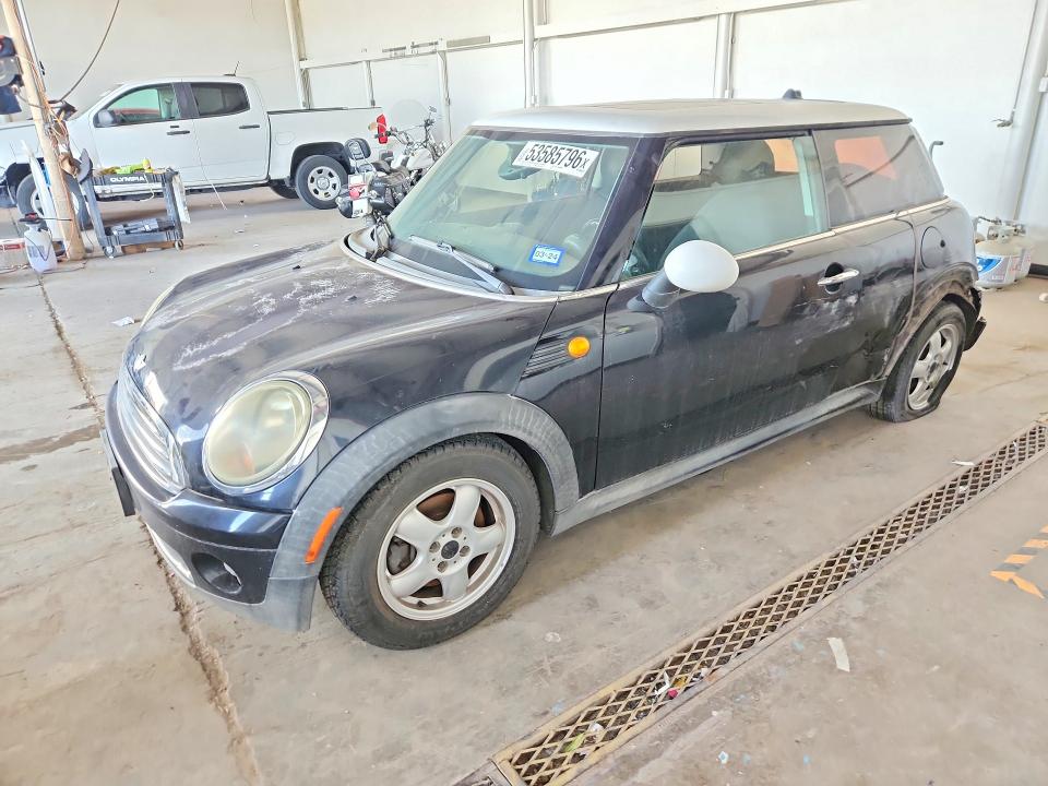 2007 Mini Hardtop VIN WMWMF335X7TT50315 — COPART salvage auction photo