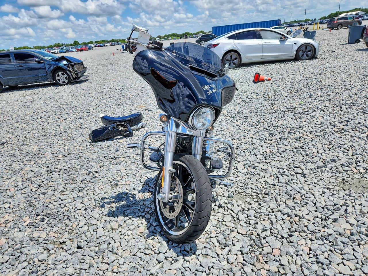 2023 Harley-Davidson FLHX VIN 1HD1KBC14PB677452 COPART salvage auction — Rear End, FL - CERTIFICATE OF DESTRUCTION, sold $6,300 on 2026-07-09 (photo 2)