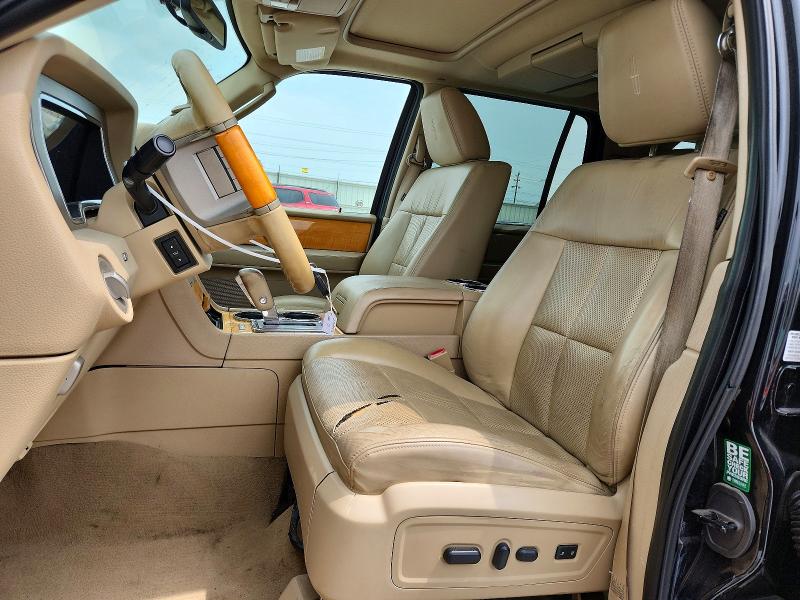 2010 Lincoln Navigator VIN 5LMJJ3H50AEJ02043 COPART salvage auction — REAR END, Tx - Salvage Vehicle Title, sold $575 on 2026-07-17 (photo 7)