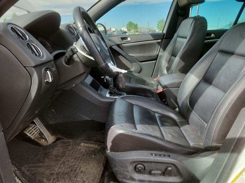 2014 Volkswagen Tiguan VIN WVGJV3AX7EW548502 COPART salvage auction — SIDE, Ab - Bos - Salvage, sold $200 on 2026-07-28 (photo 7)