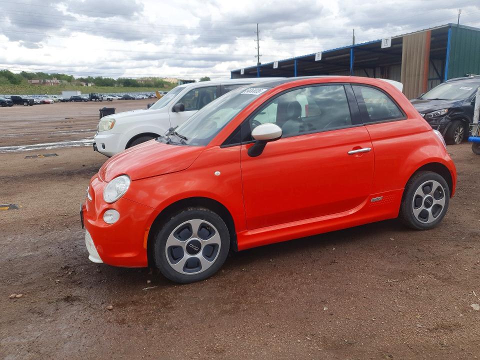2014 Fiat 500 VIN 3C3CFFGE9ET189715 COPART salvage auction — MINOR DENT/SCRATCHES, Co - Certificate Of Title, sold $875 on 2026-07-29 (photo 1)
