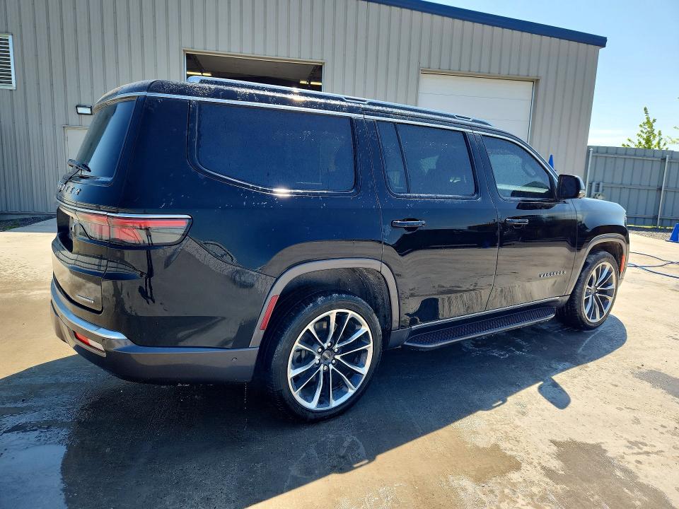 2022 Jeep Wagoneer VIN 1C4SJVDT8NS177723 COPART salvage auction — MINOR DENT/SCRATCHES, ON - PERMIT NO BRAND - UNFIT (P), sold $15,300 on 2026-07-15 (photo 3)