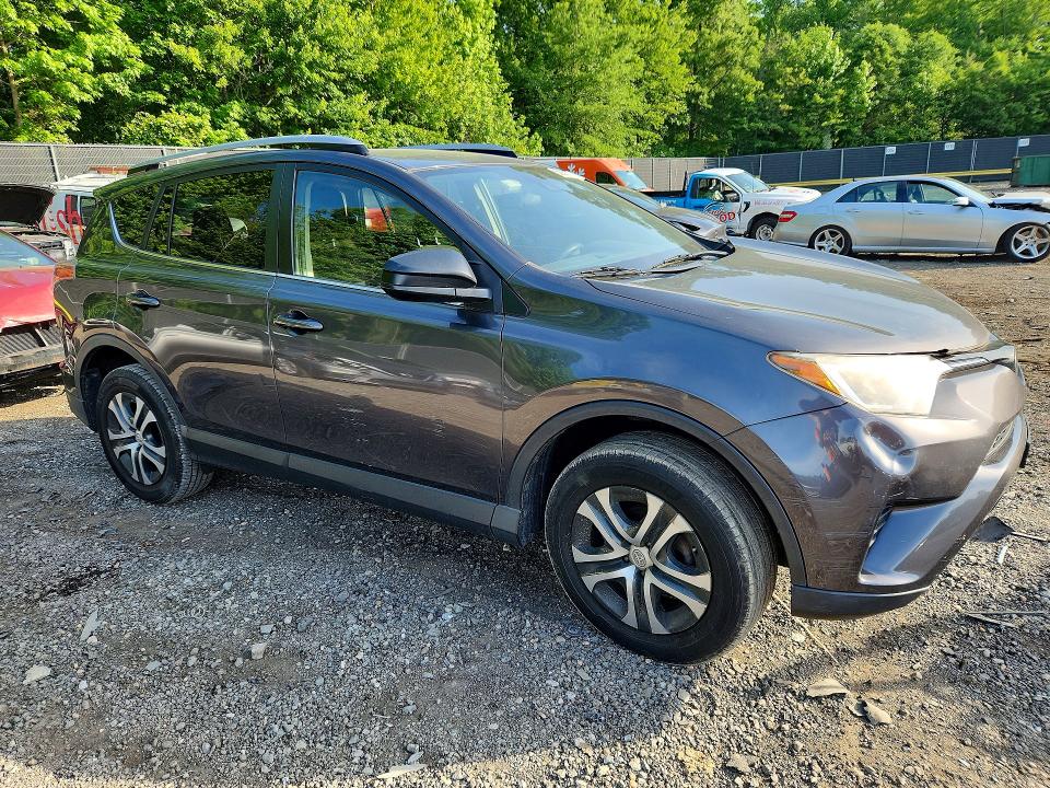 2017 Toyota Rav 4 VIN JTMZFREV7HJ711540 COPART salvage auction — SIDE, Md - Cert Of Salvage > 75% Damage, sold $3,950 on 2026-07-17 (photo 4)