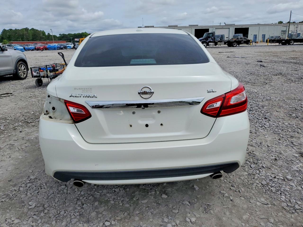 2017 Nissan Altima VIN 1N4AL3AP4HC276576 COPART salvage auction — Front End, AL - CERT OF TITLE-SALVAGE TITLE, sold $1,250 on 2026-06-18 (photo 6)