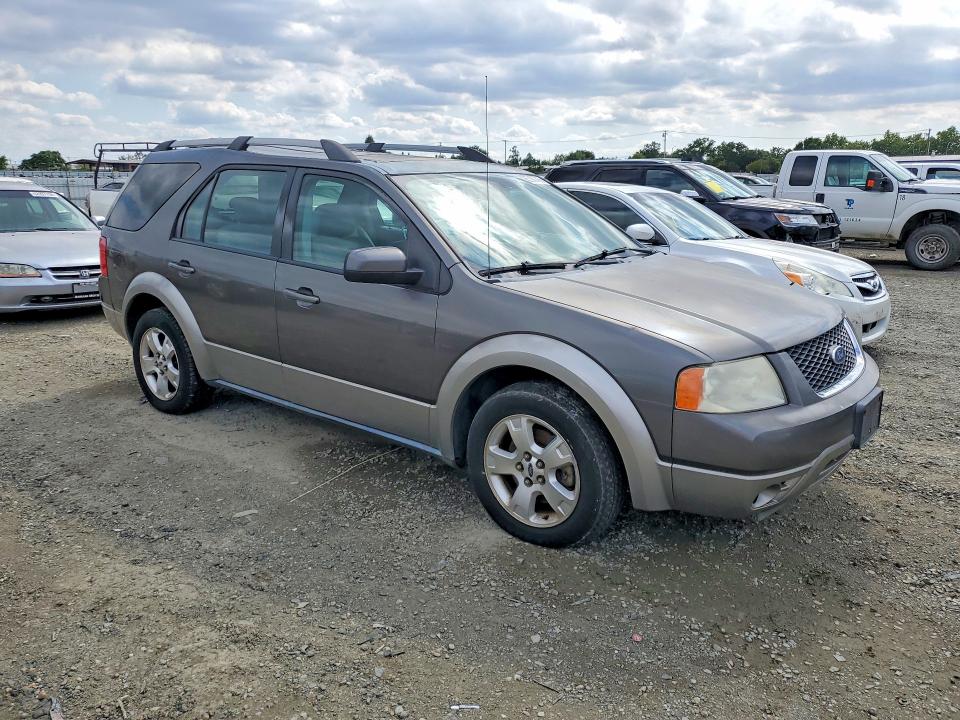 2005 Ford Freestyle VIN 1FMZK02115GA80927 COPART salvage auction — NORMAL WEAR, Ca - Dis/Dlr/Exp Only Clean Title, sold $350 on 2026-07-02 (photo 4)
