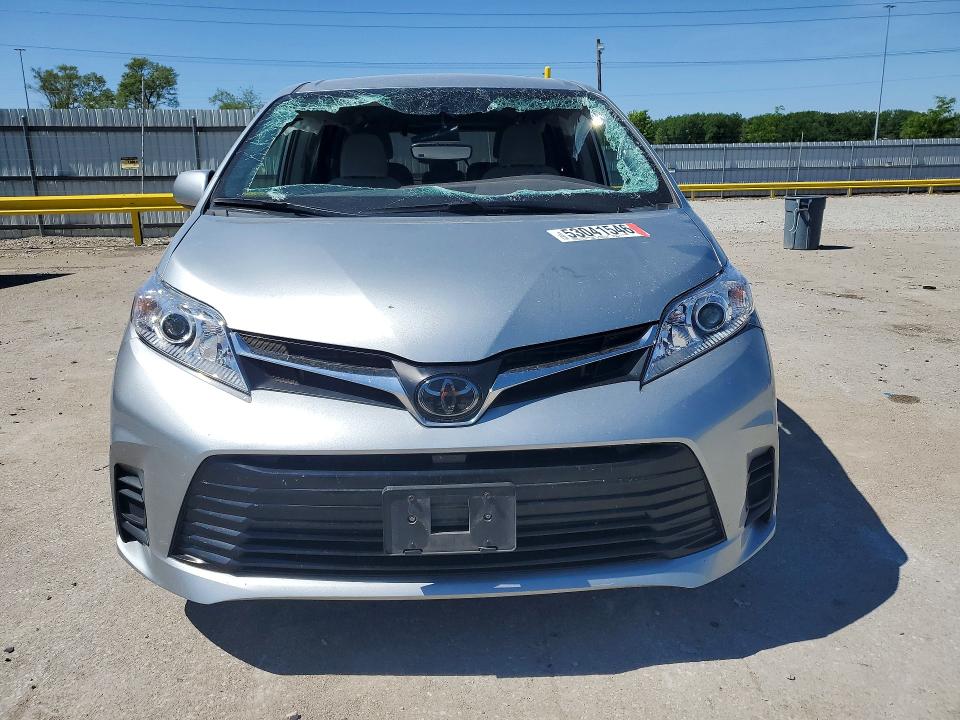 2020 Toyota Sienna VIN 5TDKZ3DC6LS032960 COPART salvage auction — SIDE, Ia - Cert Of Title-Salvage Title, sold $6,800 on 2026-07-24 (photo 5)