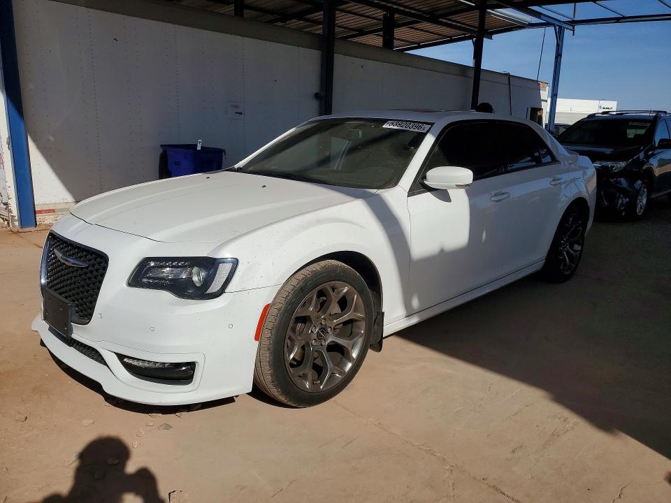 2018 Chrysler 300 VIN 2C3CCABG7JH141041 — COPART salvage auction photo