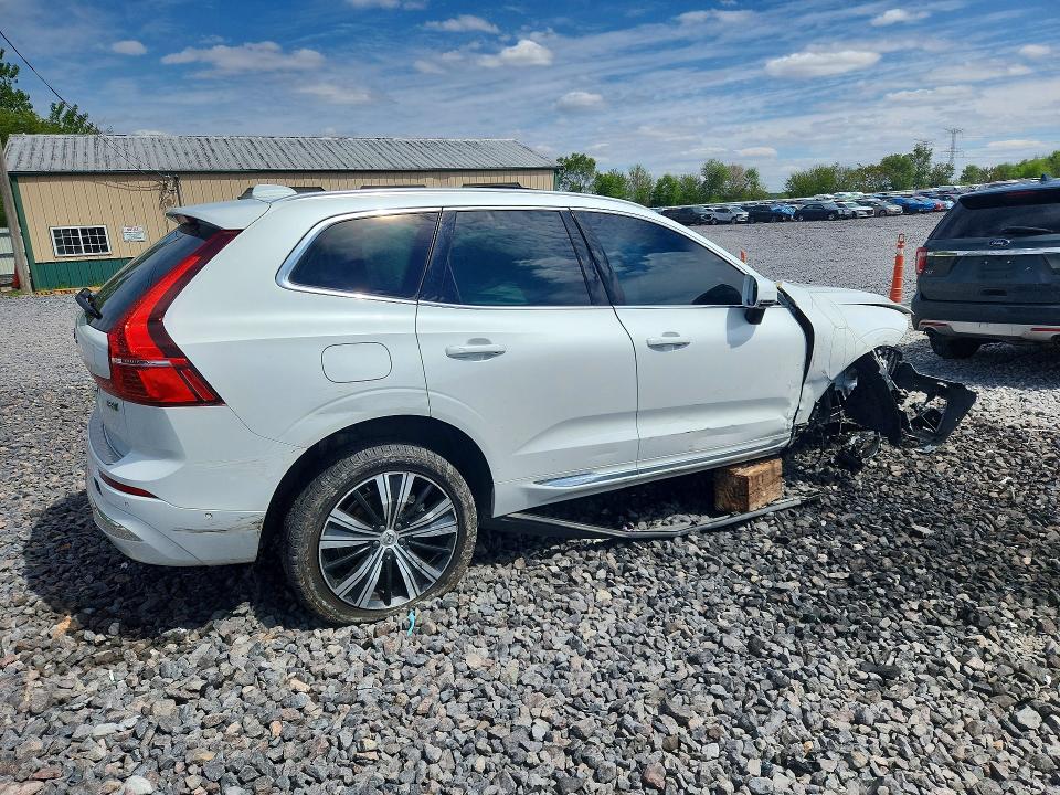 2022 Volvo VIN YV4062RL8N1954131 COPART salvage auction — FRONT END, Il - Salvage Certificate, sold $8,200 on 2026-07-27 (photo 3)
