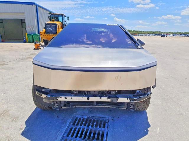 2025 Tesla Cybertruck VIN 7G2CEHED3SA077646 COPART salvage auction — FRONT END, Fl - Cert Of Title Slvg Rebuildable (P), sold $30,250 on 2026-07-08 (photo 5)