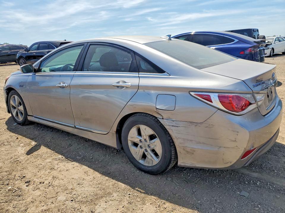 2012 Hyundai Sonata VIN KMHEC4A43CA020310 COPART salvage auction — FRONT END, Il - Salvage Certificate, sold $450 on 2026-07-16 (photo 2)