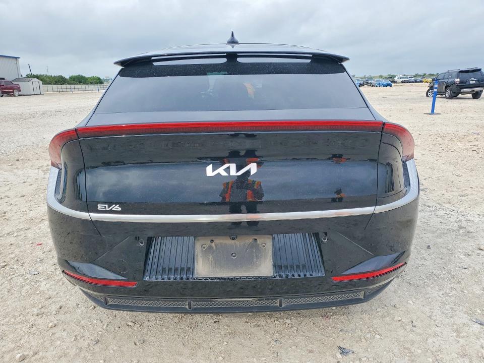 2022 Kia Ev6 VIN KNDC34LA3N5056699 COPART salvage auction — MINOR DENT/SCRATCHES, Tx - Salvage Vehicle Title, sold $11,900 on 2026-07-30 (photo 6)