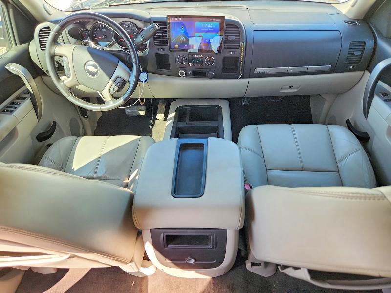 2010 Chevrolet Silverado 1500 VIN 3GCRCSE04AG159796 COPART salvage auction — MINOR DENT/SCRATCHES, TX - SALVAGE VEHICLE TITLE (P), sold $3,750 on 2026-07-09 (photo 8)