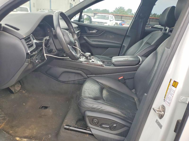 2017 Audi Q7 VIN WA1LAAF7XHD034787 COPART salvage auction — MINOR DENT/SCRATCHES, Mo - Certificate Of Title (P), sold $6,500 on 2026-07-10 (photo 7)