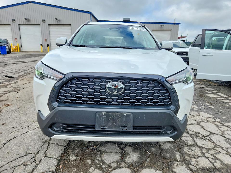 2024 Toyota Corolla cross VIN 7MUCAAAGXRV111263 COPART salvage auction — HAIL, MO - SALVAGE CERTIFICATE OF TITLE, sold $11,900 on 2026-07-27 (photo 5)