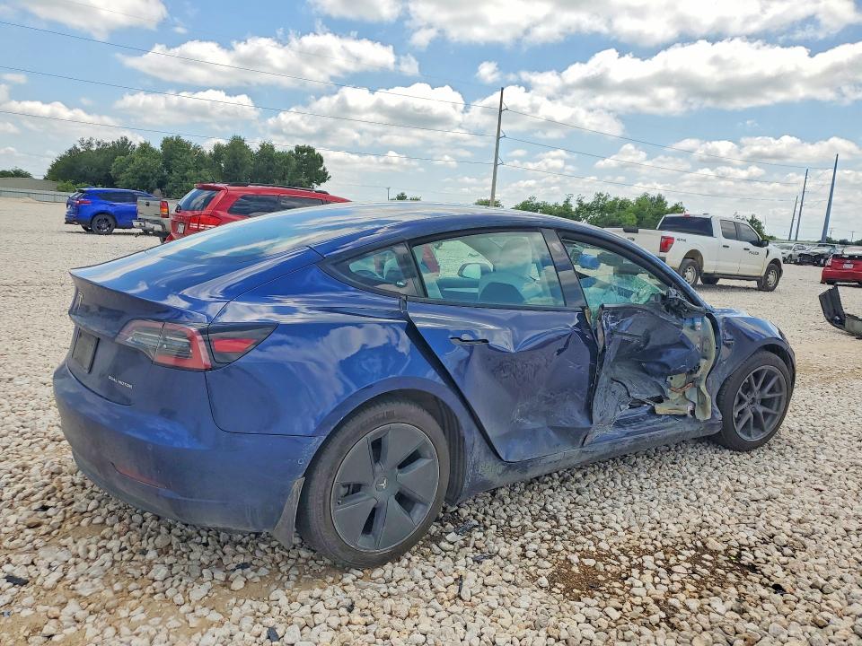 2021 Tesla Model 3 VIN 5YJ3E1EB8MF961001 COPART salvage auction — SIDE, Tx - Salvage Vehicle Title, sold $2,550 on 2026-07-23 (photo 3)