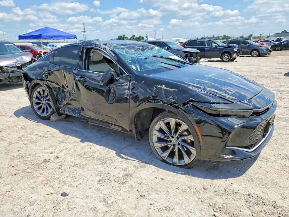 2026 Toyota Crown VIN JTDAAAAF4T3039915 COPART salvage auction — ROLLOVER, Tx - Salvage Vehicle Title, sold $7,400 on 2026-07-17 (photo 4)