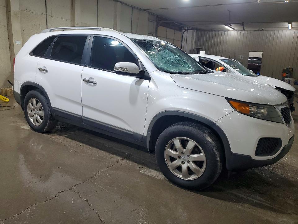 2011 Kia Sorento VIN 5XYKT4A2XBG125088 COPART salvage auction — FRONT END, Tn - Salvage Certificate, sold $1,750 on 2026-07-02 (photo 4)