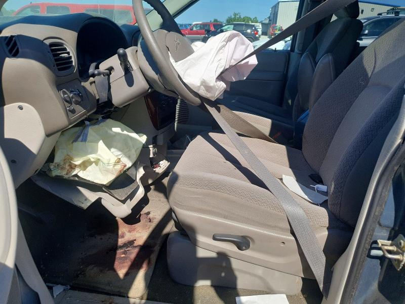 2006 Chrysler Voyager VIN 2A4GP44R66R601318 COPART salvage auction — FRONT END, MI - CERTIFICATE OF TITLE, sold $200 on 2026-07-09 (photo 7)
